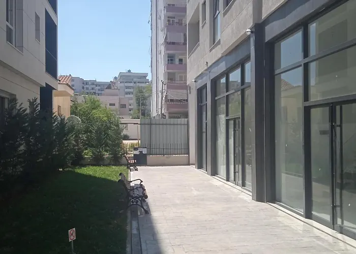 Astir Appartamento Tirana