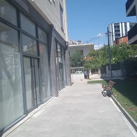 Astir * Τίρανα